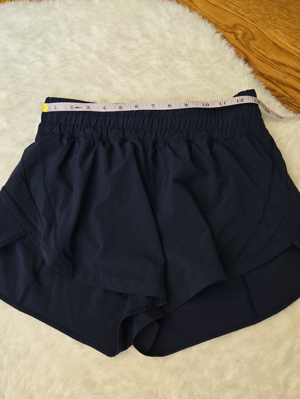Lululemon Athletic Shorts, Womens Size 8 - Picture 5 of 10